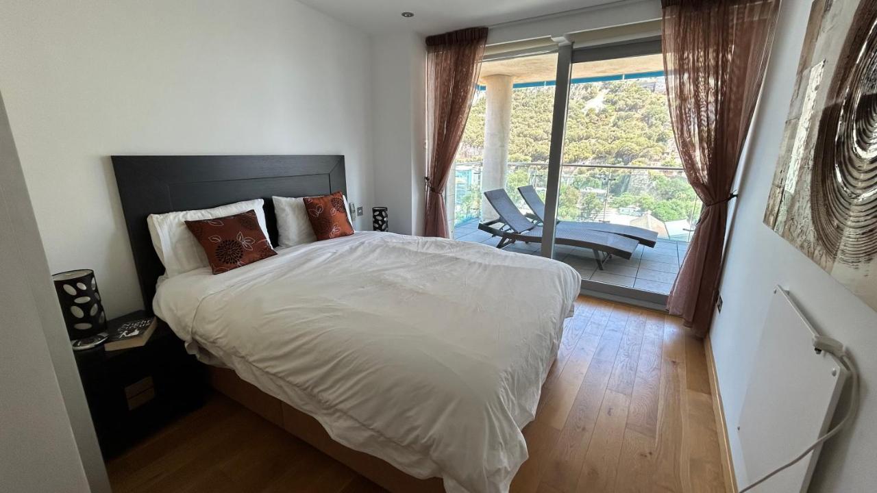 Ocean Village Luxury 2 Bed 2 Bath Apartment - Amazing Views - Pools And Jacuzzis Gibraltar Ngoại thất bức ảnh