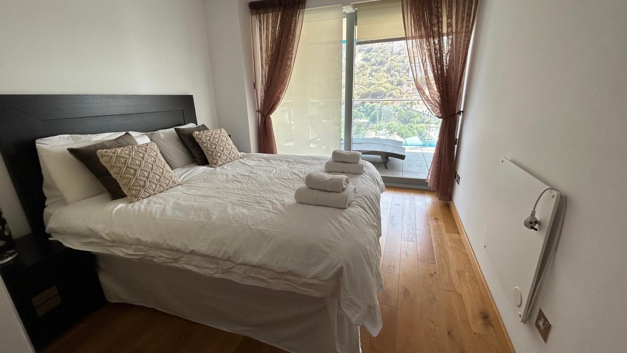 Ocean Village Luxury 2 Bed 2 Bath Apartment - Amazing Views - Pools And Jacuzzis Gibraltar Ngoại thất bức ảnh